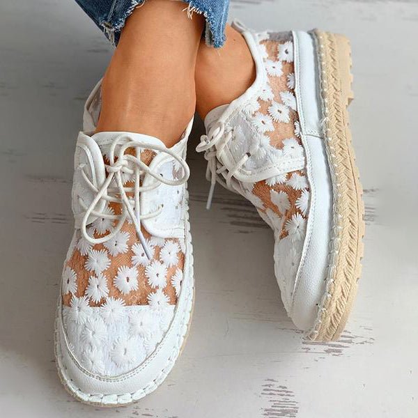 Dames Zomerschoenen met Bloemenborduursel en Ademend Bovenwerk