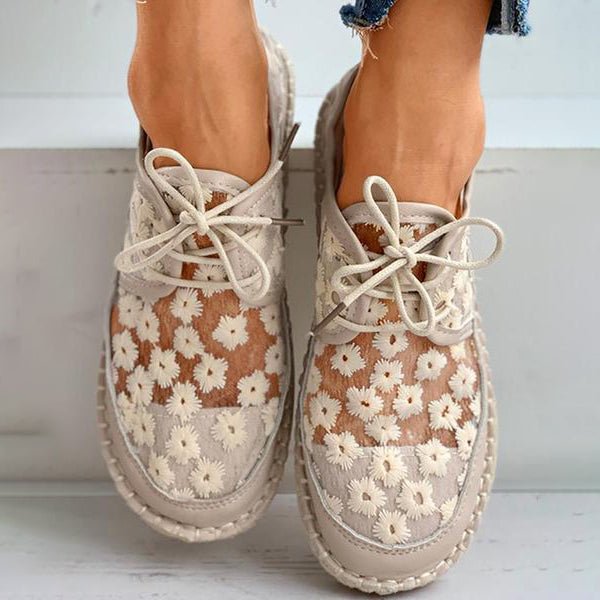 Dames Zomerschoenen met Bloemenborduursel en Ademend Bovenwerk